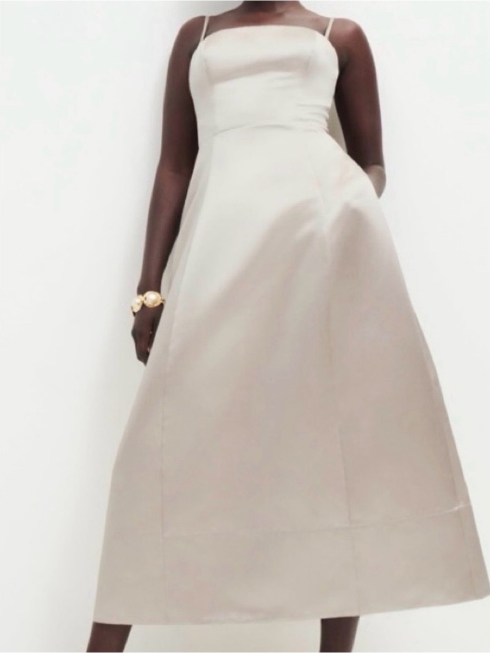Reformation Kayden Dress champagne
41